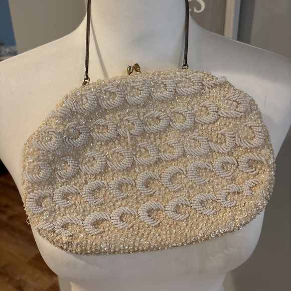 La Regale Ltd. Handbags - 1950's Hong Kong La Regale Ltd. Sequin & Seed Bead White Clutch Purse